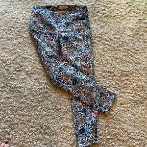 Tory Burch Jeans size 27 in floral pattern